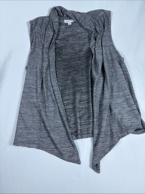 Coldwater Creek Gray Open-Front Women's‎ sleeveless cardigan